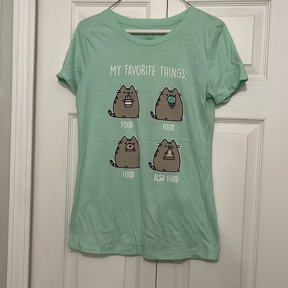 PUSHEEN “my favorite things”tshirt